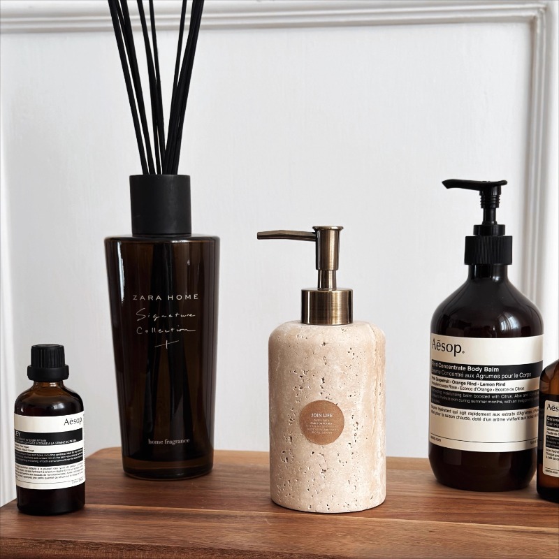 천연석 로션 디스펜서, 리필용 비누병, 부드러운 펌프  - Luxury Natural Skincare 리뷰 및 가격